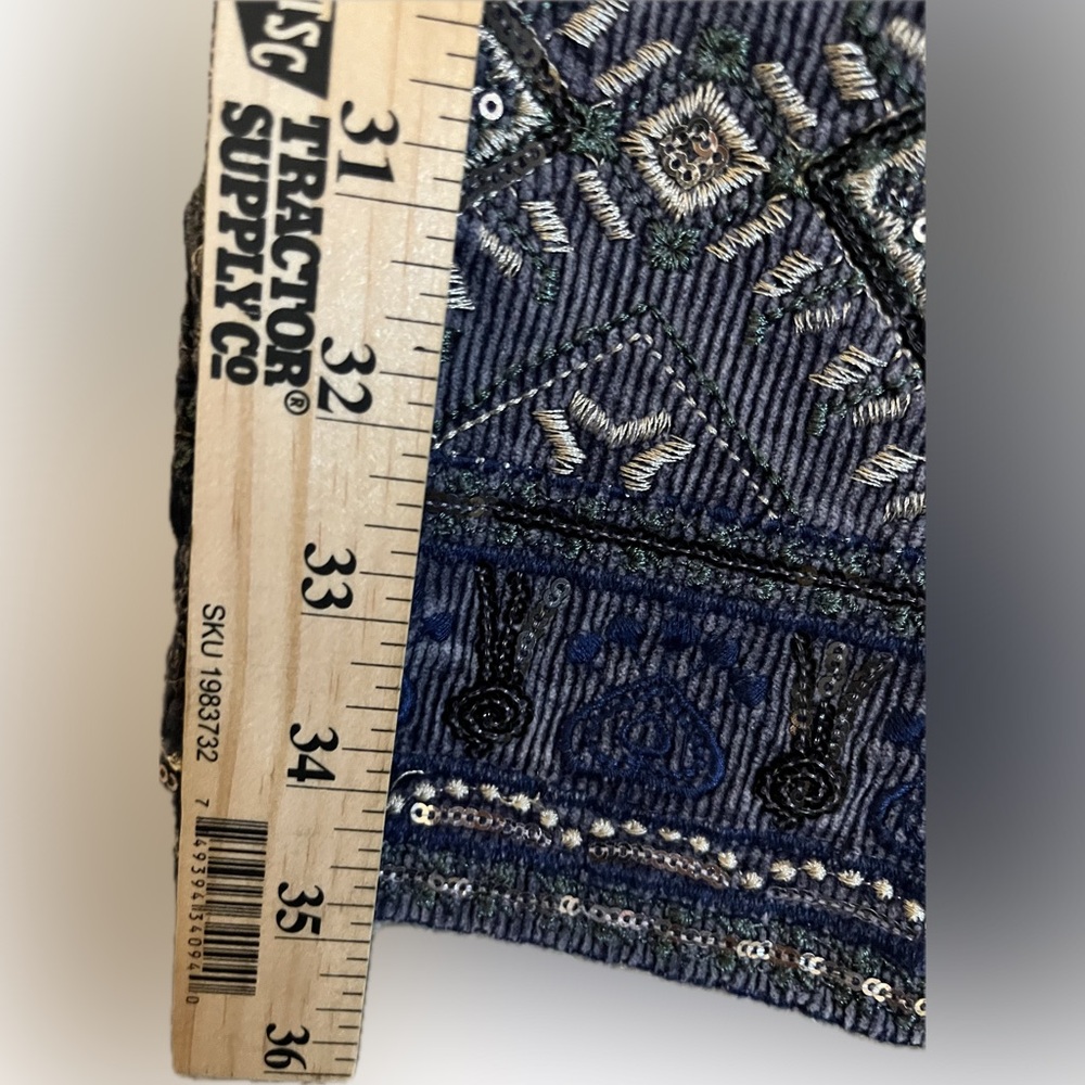 Desigual Blue Cropped Pants with Patterned Accents - Picture 6 of 12